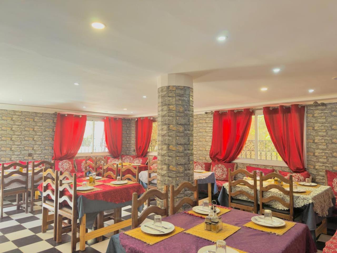 Hotel De La Vallée Aït Baha Extérieur photo