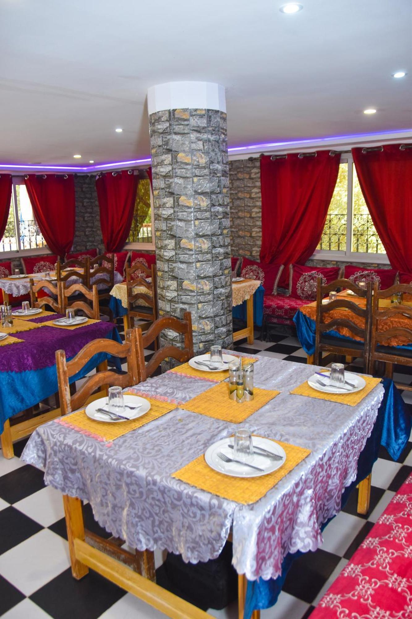 Hotel De La Vallée Aït Baha Extérieur photo