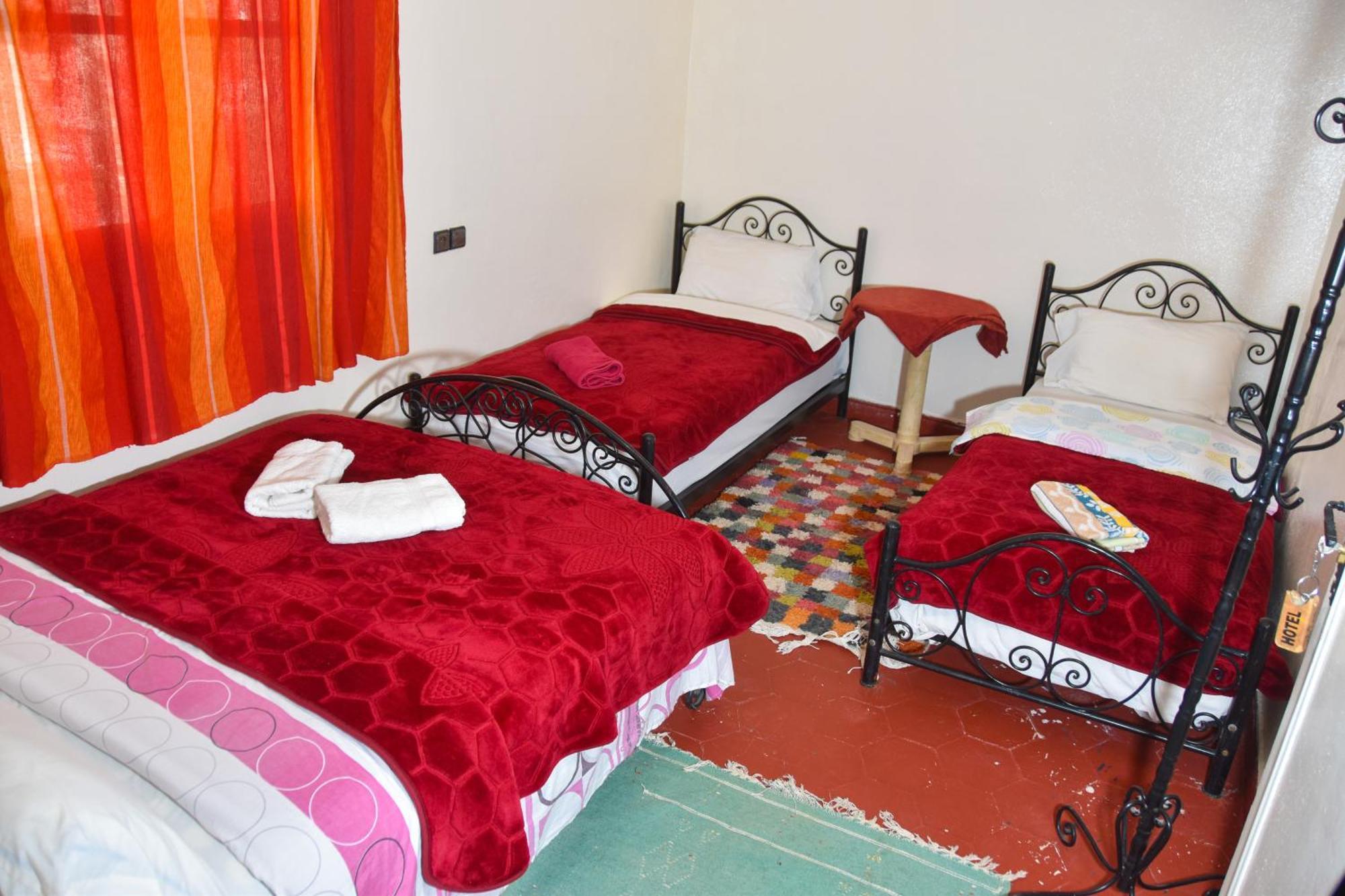 Hotel De La Vallée Aït Baha Extérieur photo