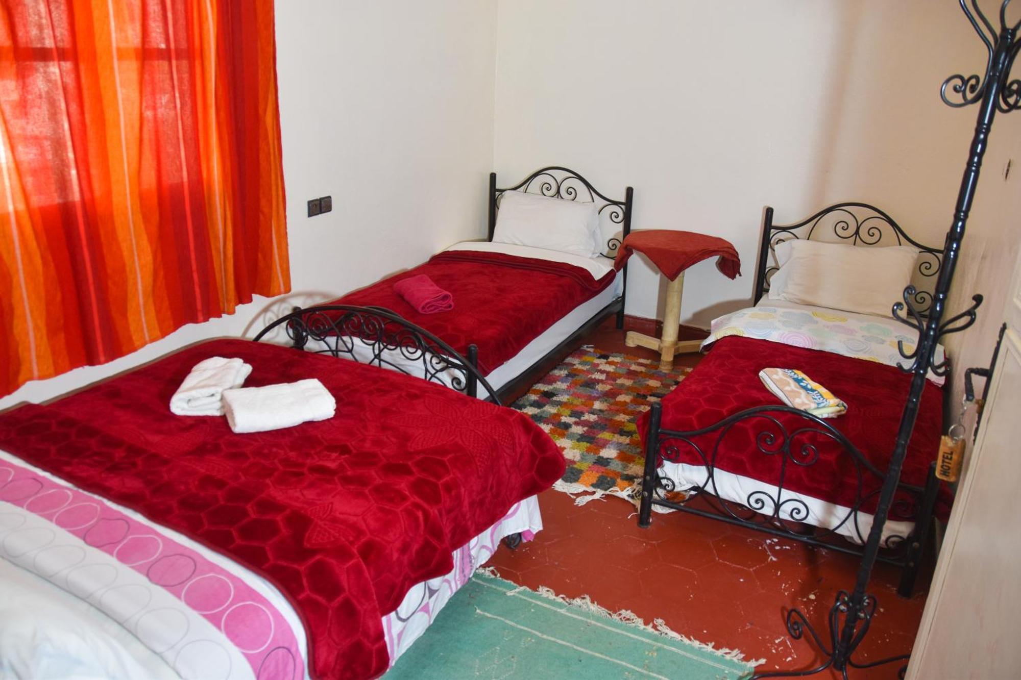 Hotel De La Vallée Aït Baha Extérieur photo